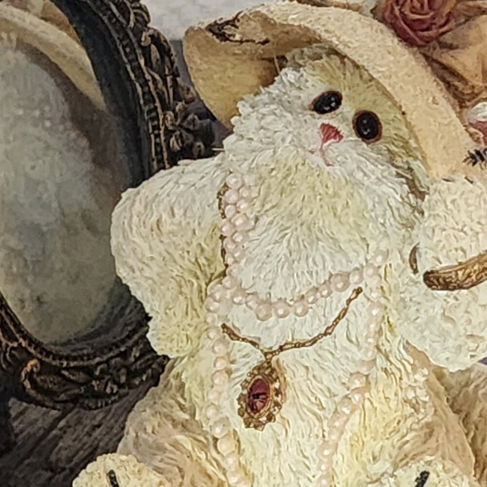 Boyds Bears The Purrstone Collection Purrcilla Prissybuns Ready for my Closeup - Picture 2 of 16